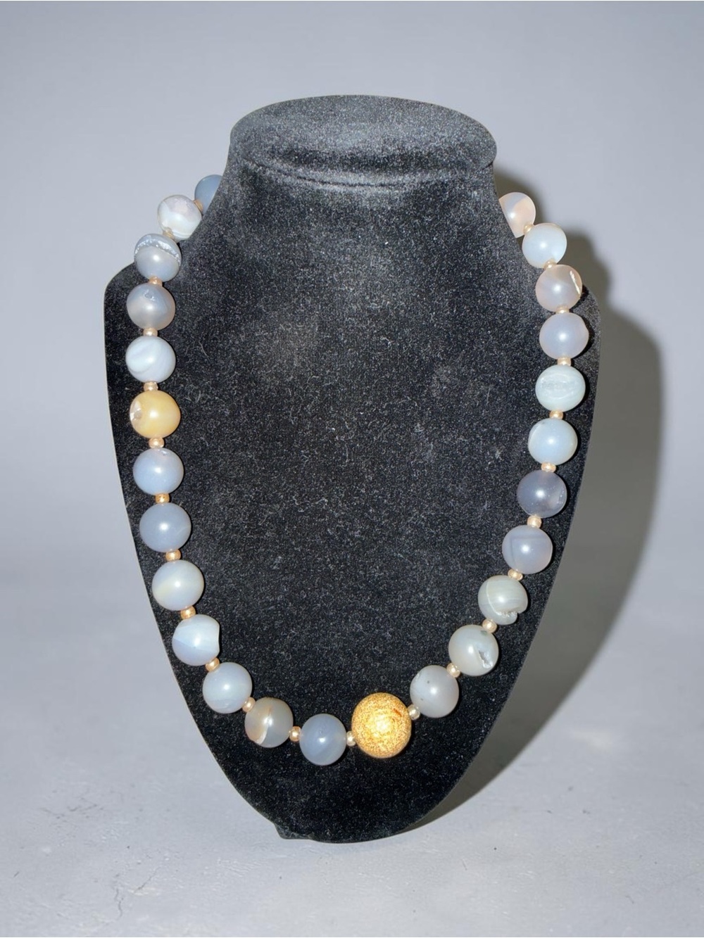 Elegant Gray Banded Agate Druzy Quartz Beaded Statement Necklace Toggle Clasp